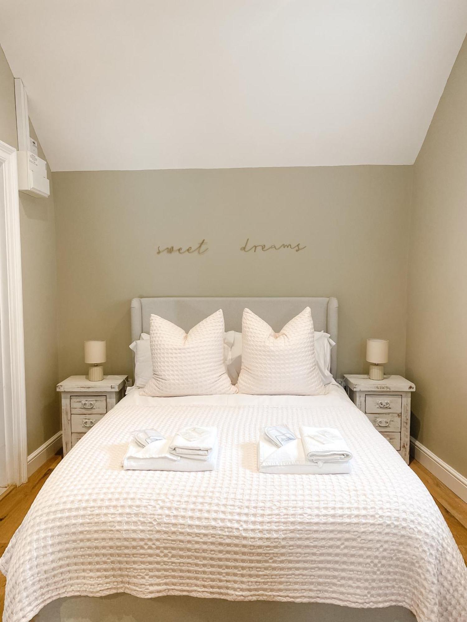 The Annexe - Kg Retreats Apartment Ketton Ngoại thất bức ảnh